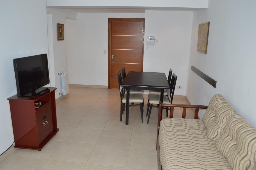 Apartamentos Cardinal Bariloche Ruang foto