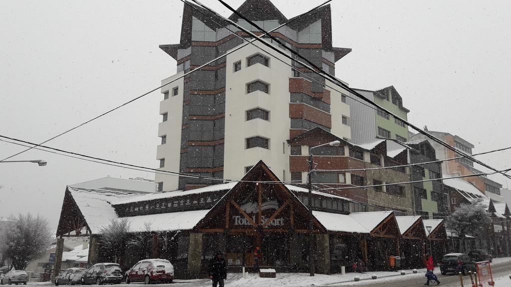 Apartamentos Cardinal Bariloche Bagian luar foto